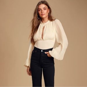 Lulus ivory balloon sleeve crop top